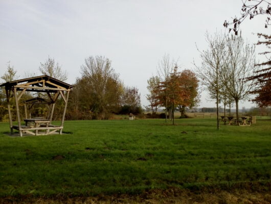 Aire de pique-nique le Défrou – Saint-Sulpice-Sur-Loire - aire-pique-nique-le-defrou-2
