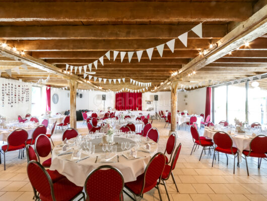 SALLE DE RÉCEPTION DE L&rsquo;ETANG - domaine-de-etang