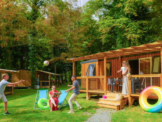 Camping Capfun Parc de Montsabert - -06-