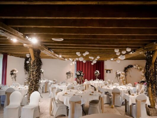 SALLE DE RÉCEPTION DE L&rsquo;ETANG - 3943054--1-