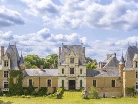LES MÉDIÉVALES DU CHÂTEAU DU PINEAU - chateau-du-pineau---credits-chateau-pineau